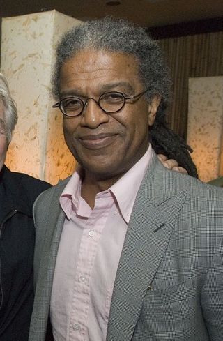 <span class="mw-page-title-main">Elvis Mitchell</span> American film critic and radio host (born 1958)