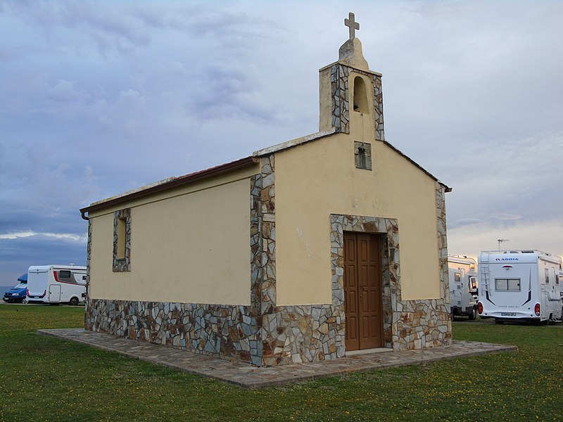 File:Ermita de San Lorenzo, Santa Gadea.002 - Tapia de Casariego.jpg