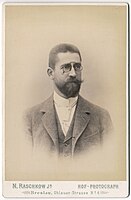 Portraitfoto von Ernst Beling