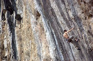 Ethan Pringle - Spicy Dumpling (5.14d) White Mountain - Yangshuo, China.jpg