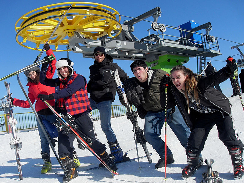 File:Excurision - Skiing in Tsakhadzor - '11.JPG