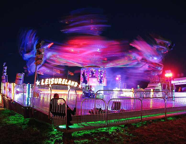 File:Extreme - Orbiter, spinning night.jpg