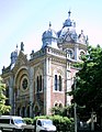 Nouvelle synagogue Fabric de Timișoara. Construite en 1899, de style éclectique et néo-gothico-mauresque, quasiment en ruines puis rénovée et reprise pour une période de 35 ans, par le Théâtre national de Timisoara (ro).