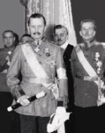 Fältmarskalk Mannerheim med sin marskalkstav 1933.