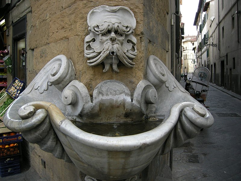 File:Fontana dello sprone 23.JPG