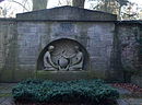 Frankfurt, main cemetery, grave I adM 31-33 Gans.JPG