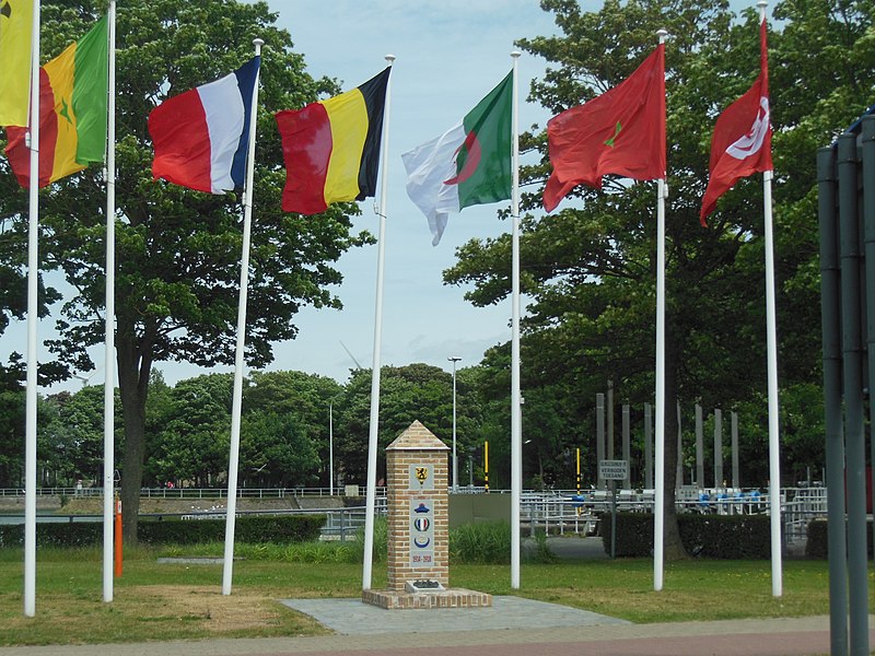 File:Frans-Afrikaans oorlogsmonument 05.jpg