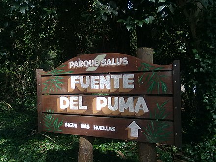 Sign at the beginning of the Fuente del Puma trail in the Salus Reserve