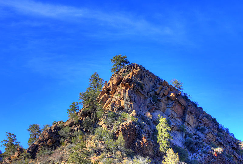 File:Gfp-texas-big-bend-national-park-small-peak.jpg