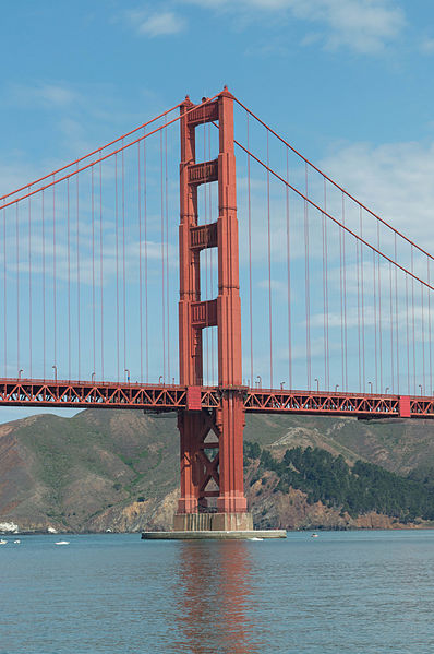 File:Golden Gate Bridge southern tower.jpg