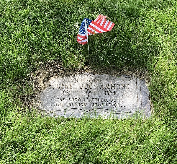 Image: Grave of Eugene Ammons (1925–1974) at Lincoln Cemetery, Blue Island, IL 1