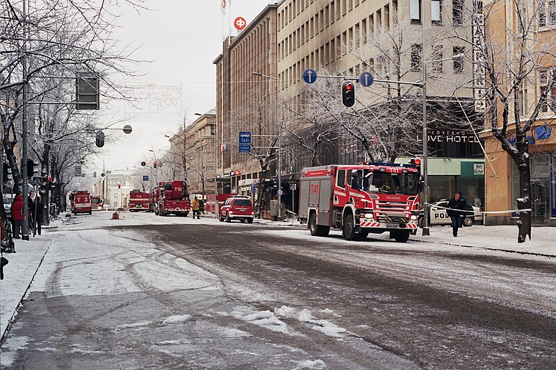 File:Hämeenkatu 10 in Tampere Nov2010 001.jpg