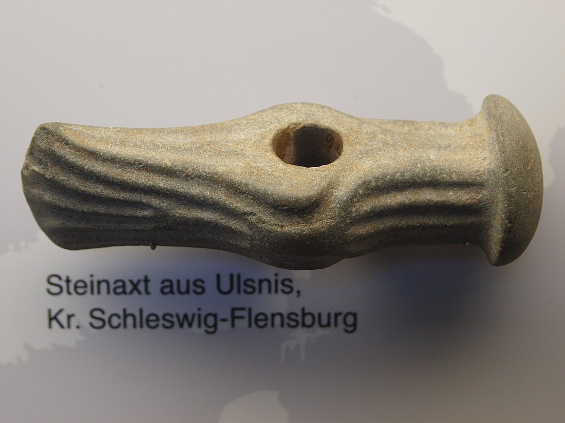 File:Hammeraxt Ulsnis.jpg