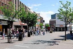 Centrala Hanley. I mitten finns en staty föreställande fotbollslegenden Sir Stanley Matthews (1915-2000)