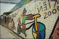 Hanoi Ceramic Mosaic Mural (14564194560).jpg