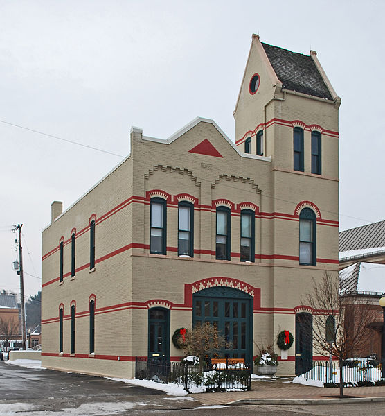 File:Holland Old City Hall and Fire Station.JPG