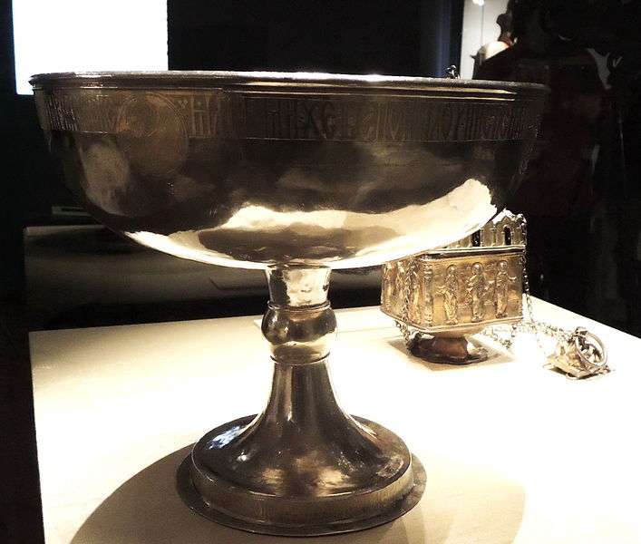 File:Ivan III's holy water vessel (15th c., Kremlin museum) 01 by shakko.jpg