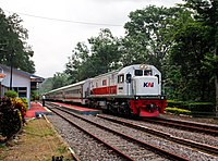 Pandanwangi train passing by Mrawan station. This train serves the easternmost rail route in Java island. Kereta Lokal Pandan Wangi Sore.jpg
