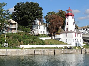 Kincardine Harbour med fyrtårn