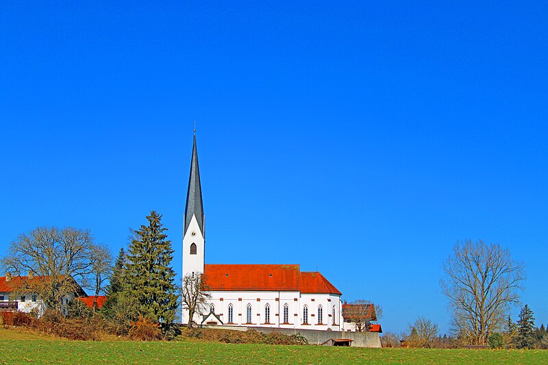 File:Kirche St. Rupertus Stephanskirchen.jpg