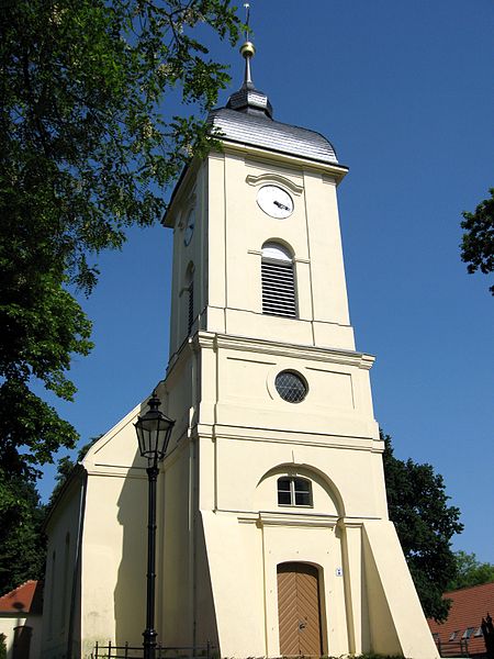 File:Klosterfelde Kirche 03.jpg