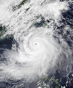 10月1日，巔峰時期的強烈颱風山陀兒