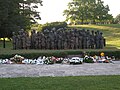 Pomník lidickým dětem a dětským obětem válek od Marie Uchytilové.