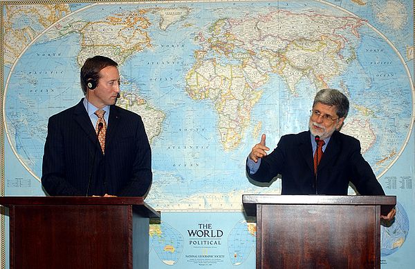 MacKay as Minister of Foreign Affairs, speaking with his Brazilian counterpart, Celso Amorim, February 2007