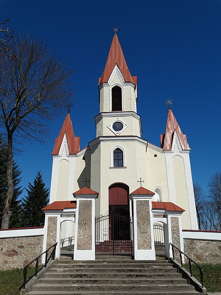 File:Maišiagala, bažnyčia 2.JPG