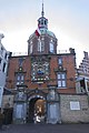 Main gate to the city, Groothoofdspoort, Dordrecht (15097220103).jpg