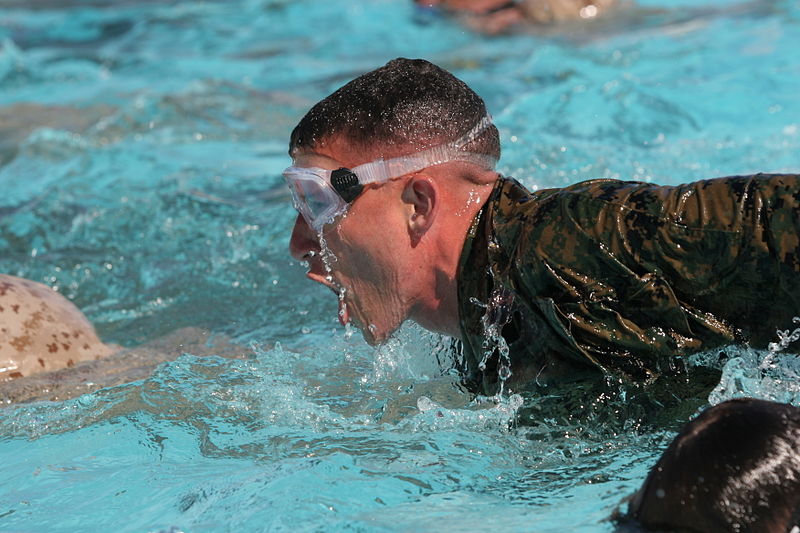 File:Marines keep their heads above water in challenging swim instructor course DVIDS106416.jpg