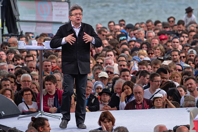 Français : Meeting politique de Jean-Luc Mélenchon à la prairie des Filtres de Toulouse, le 16 avril 2017. English: Political meeting of Jean-Luc Mélenchon in Toulouse, on 16 April 2017.