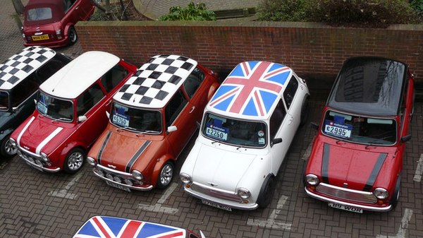 The Mini became an icon of 1960s popular culture, and featured in the 1969 British caper film The Italian Job.