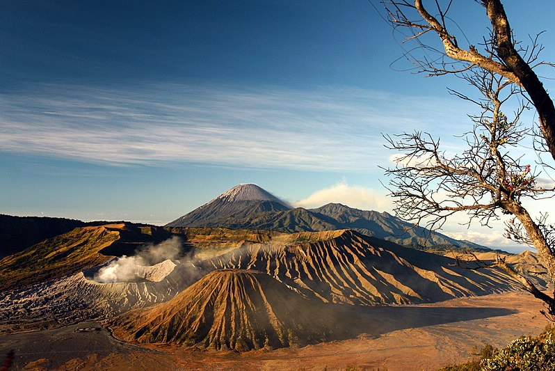 File:Mt. Bromo.jpg