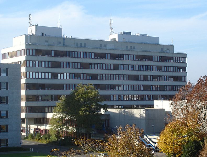 File:MuensterUniversityPhysics.jpg