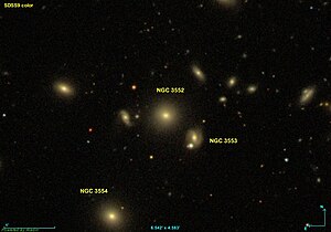 DSSからのNGC3552(中央)