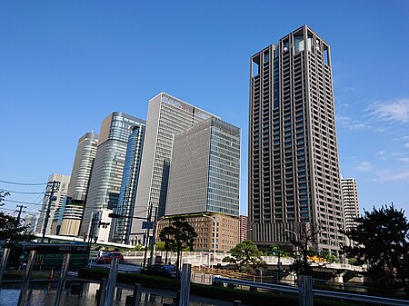 ไฟล์:Nakanoshima Skyscrapers in 201906 001.jpg