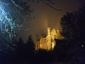 Northern side of Marburg castle in December fog from Hainweg 2016-12-31.jpg