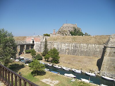 Old Fortress Contrafossa and Bridge.jpg