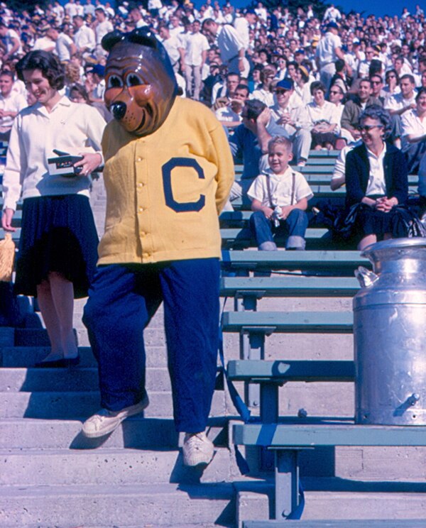 Cal's mascot Oski the Bear in 1961