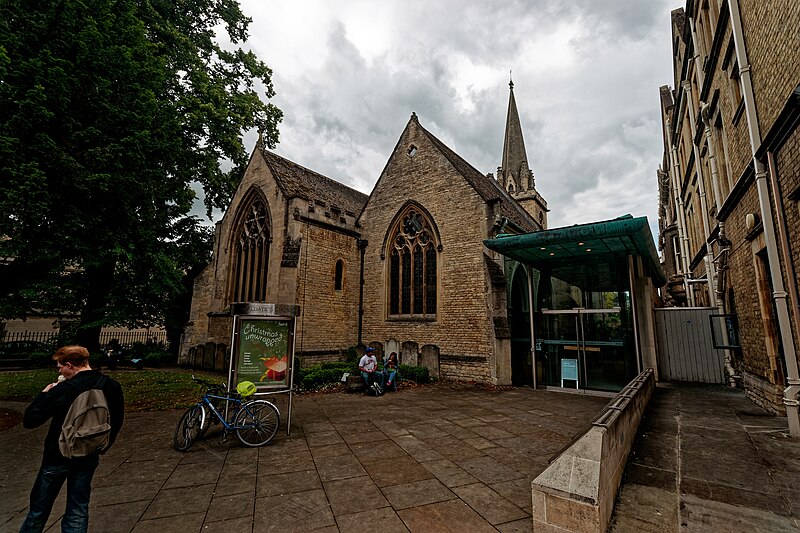 File:Oxford - St Aldates - View SW on St Aldate's Church - 19th Century Gothic Revival architecture.jpg