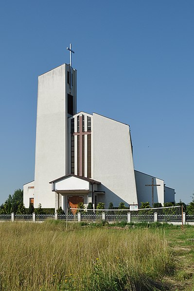 File:PL - Mielec - kaplica Najświętszego Serca Jezusa - Kroton 001.jpg