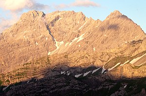 The Salaruelkopf (center) from the west.  Left the Panüelerkopf, right the Schafberg.