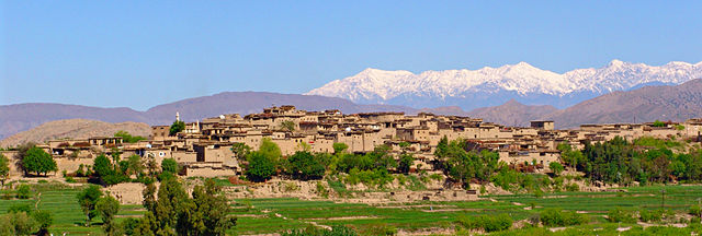 Borki, a village at the border, with Mount Sikaram's peak in the background, the highest peak of the White Mountains