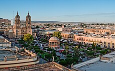 Panoramica plaza de armas Durango.jpg