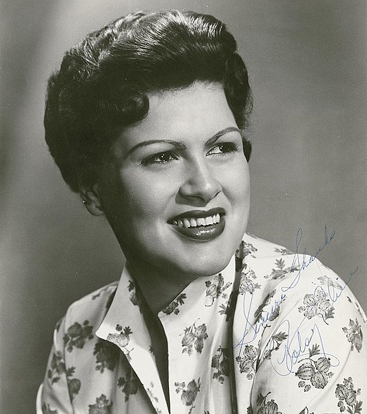 File:Patsy Cline 1960 publicity portrait - cropped.jpg