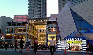 <span class="mw-page-title-main">Pavilion Kuala Lumpur</span> Shopping mall in Kuala Lumpur, Malaysia