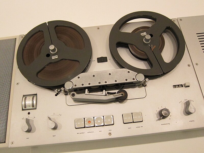 File:Pinakothek der Moderne. Braun Reel to Reel (6786759454).jpg