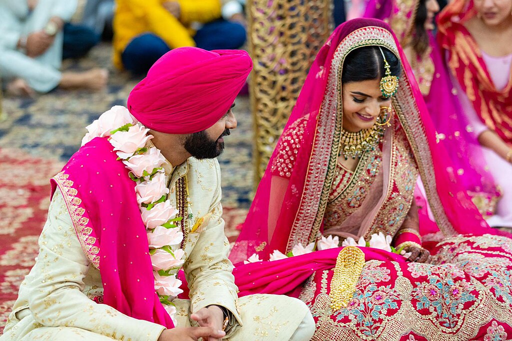 punjabi wedding couples