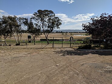 Queanbeyan Race Course.jpg